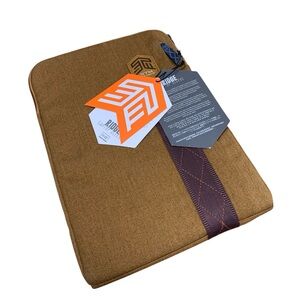 STM Australia‎ HT1063 Brown Ridge Laptop Sleeve designed for 11-12" devices NEW